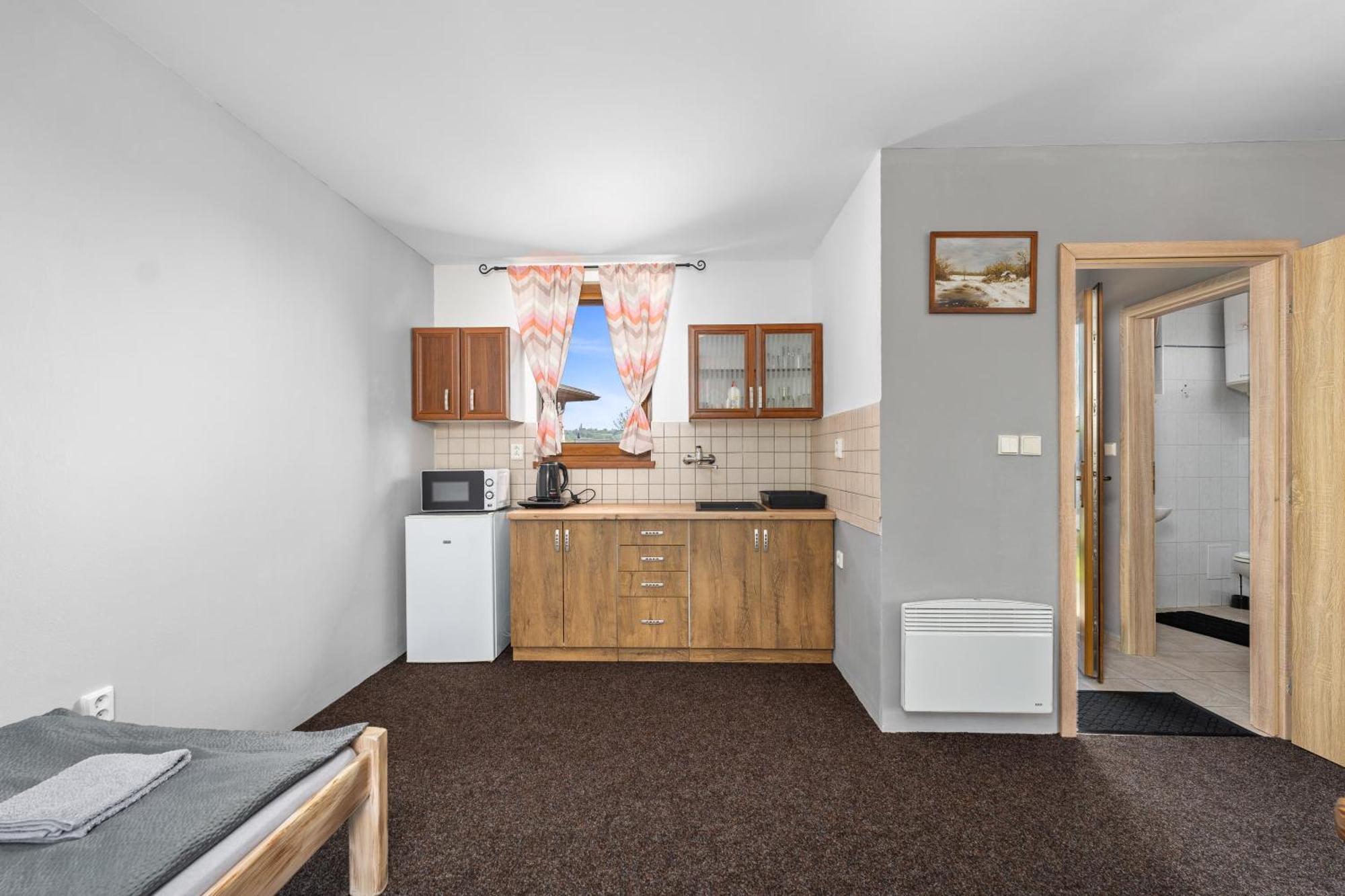 Marine Zavlahy Apartment Hrdejovice Luaran gambar