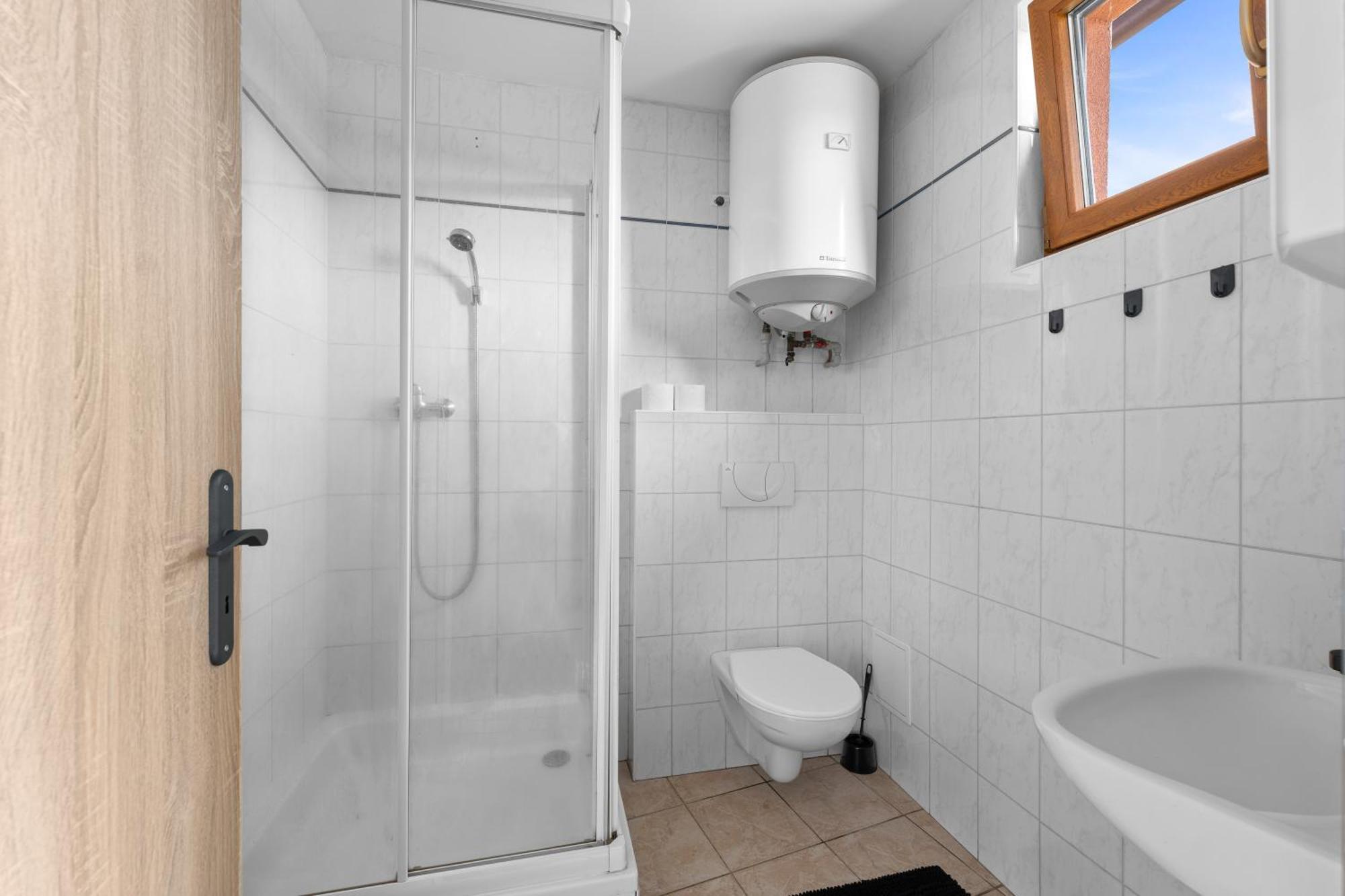 Marine Zavlahy Apartment Hrdejovice Luaran gambar